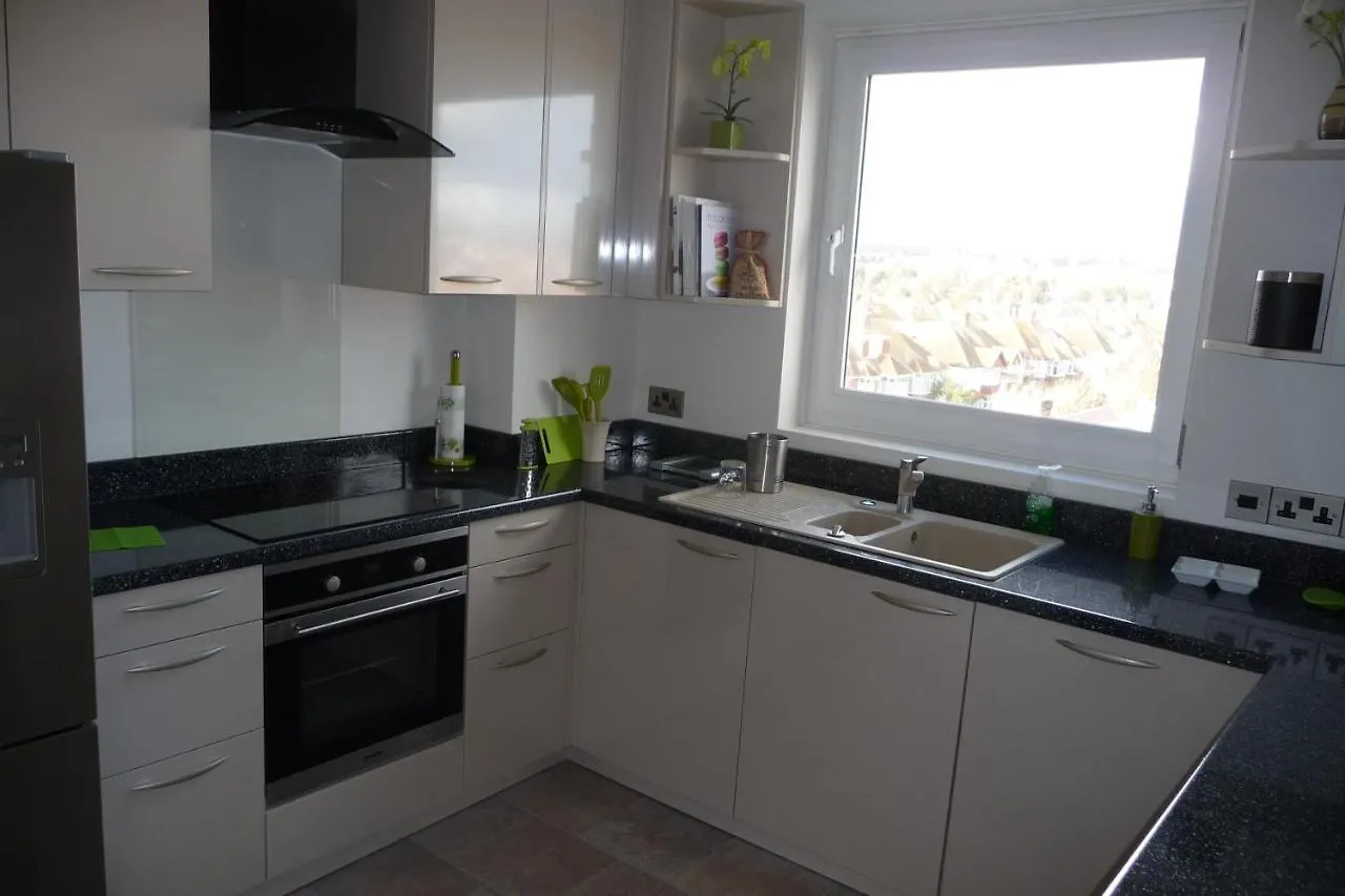 Hove Actually With Spectacular Sea Views 0*, Okręg wyborczy Hove